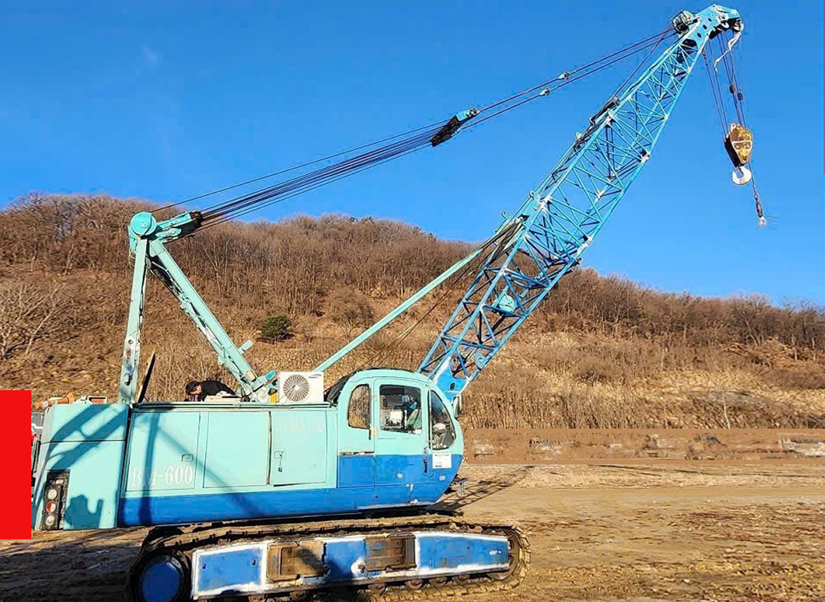 Đăng kiểm cẩu chuyên dùng bánh xích- thiết bị nâng | Quy định mới nhất 2025